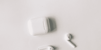 How to Check AirPods Battery